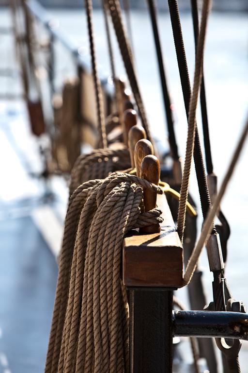 Отель Boat Barkentijn Marjorie Антверпен Экстерьер фото