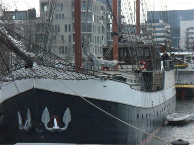 Отель Boat Barkentijn Marjorie Антверпен Экстерьер фото