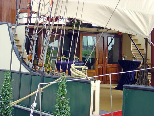 Отель Boat Barkentijn Marjorie Антверпен Экстерьер фото